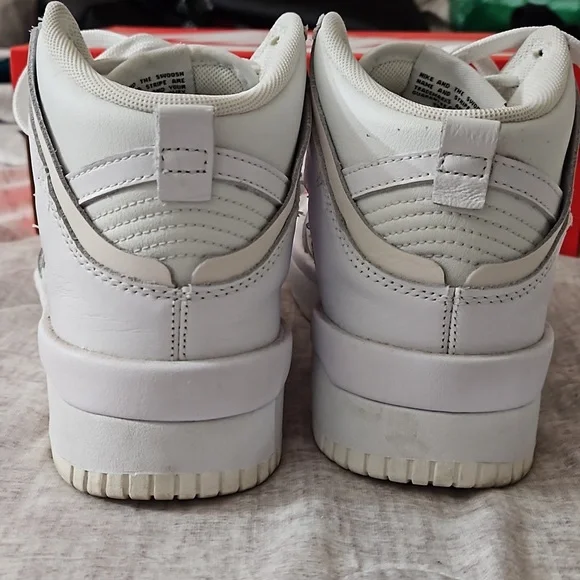 Women's Nike Dunk high up in Summit White - Picture 4 of 7